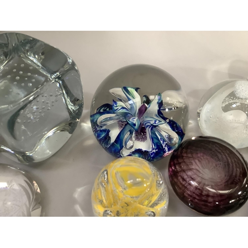 138 - Collection of glass paperweights including approximately eight Caithness and Selkirk signed examples... 