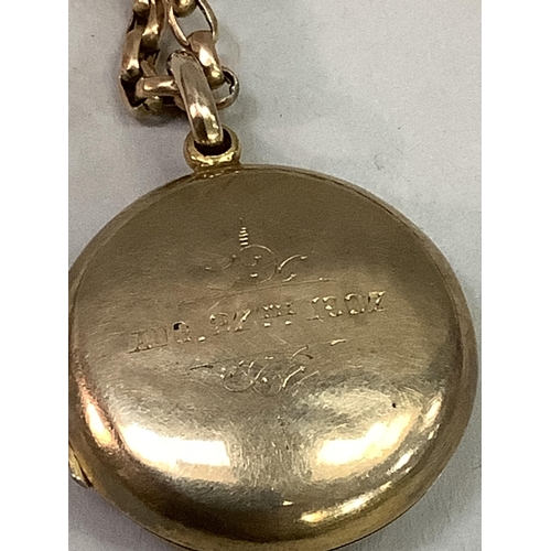 333 - An Edward VII locket in 9ct gold, front and back monogrammed SW and date to the reverse 27th August ... 