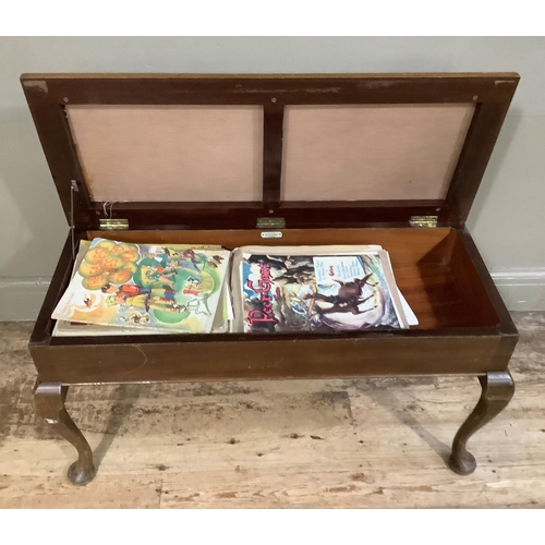 413 - An early 20th century mahogany duet stool having an upholstered lift up top and on cabriole legs wit... 