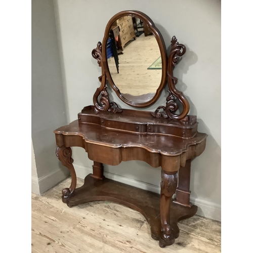 366 - A Victorian mahogany Duchess dressing table