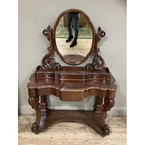 366 - A Victorian mahogany Duchess dressing table