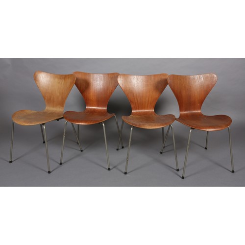 23 - Arne Jacobsen (1902-1971) for Fritz Hansen, Ant chairs (series 7), a set of four, teak veneered lami... 