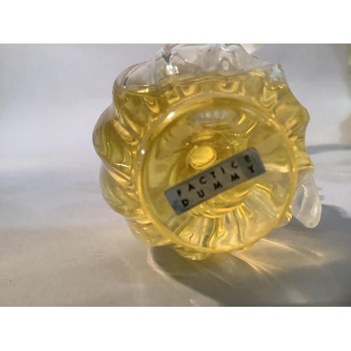 1 - A set of five Lalique factice perfume bottles for Nina Ricci L'Air du Temps of graduated size, the w... 