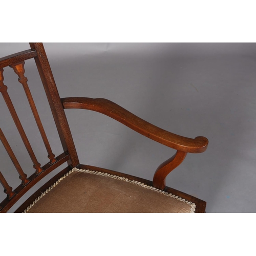 445 - AN EDWARD VII MAHOGANY AND SATINWOOD INLAID OCCASIONAL CHAIR, having an upholstered panel above a ra... 