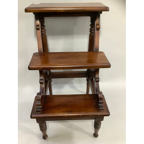 154 - A set of reproduction mahogany library steps