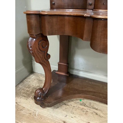 174 - A Victorian mahogany Duchess dressing table