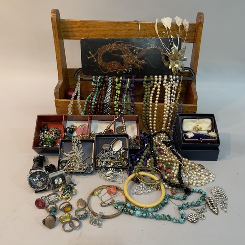 193 - A collection of mid to late 20th century costume jewellery including necklaces, brooches, earrings a... 