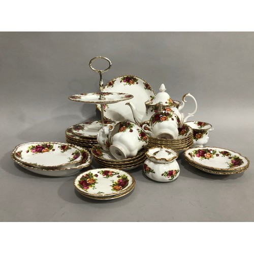 24B - A quantity of Royal Albert Old Country Roses pattern tea ware comprising, five teacups, saucers, cak... 