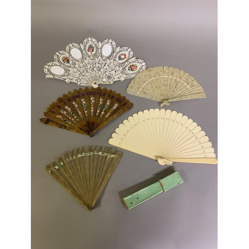 36 - 18th to 20th century brisé fans: a c 1820’s tortoiseshell fan with pointed sticks, pierced, alternat... 