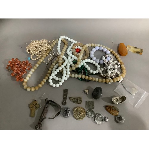 198B - A collection of beads and costume jewellery including rutilated quartz, agate, cloisonné enamel, mal... 