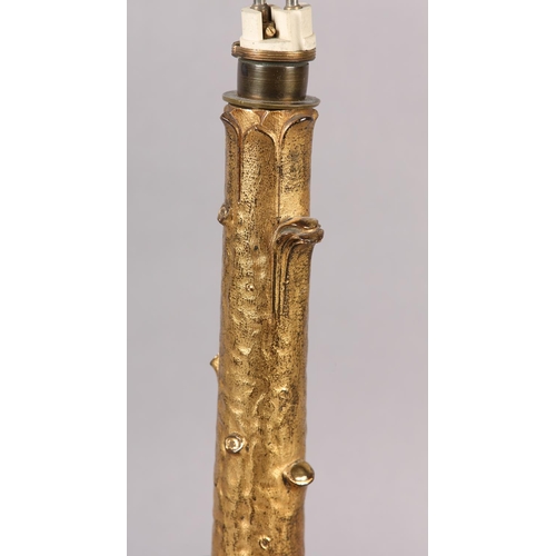 41 - AN EARLY 20TH CENTURY GILT METAL TABLE LAMP CAST AS A TREE, 36 cm high to fitting (Shipping category... 