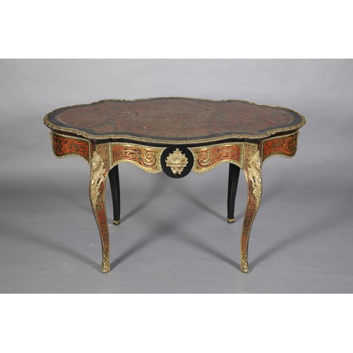 417 - A FRENCH BOULLE CENTRE TABLE WITH GILT METAL MOUNTS, of a quatrefoil form and serpentine outline, th... 