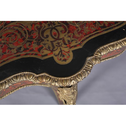 417 - A FRENCH BOULLE CENTRE TABLE WITH GILT METAL MOUNTS, of a quatrefoil form and serpentine outline, th... 