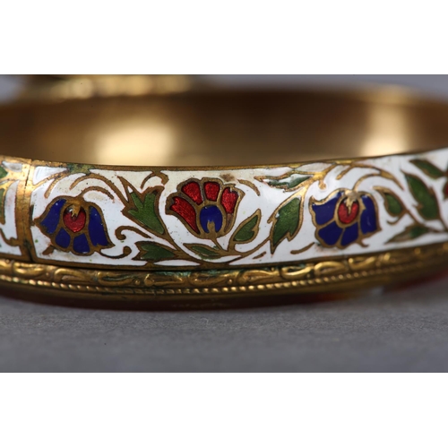 39 - A late 19th century french banded agate gilt metal and champlevé enamel box of oval outline, 6.25cm ... 