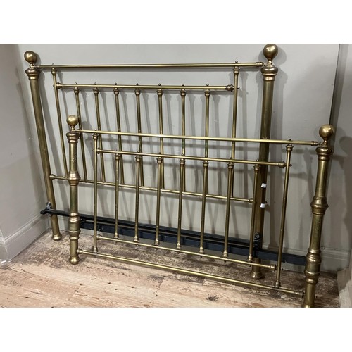 428 - A Victorian style brass bedstead with railed ends and ball finials, 154cm wide