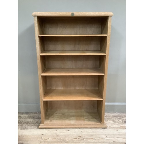 473 - A set of Kerwood oak bookshelves, 87cm wide x 143cm high