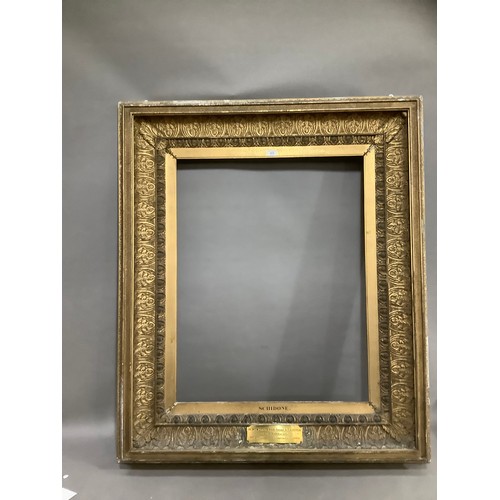 474 - A 19th century giltwood picture frame with projecting moulding, acanthus leaf surround and egg and d... 