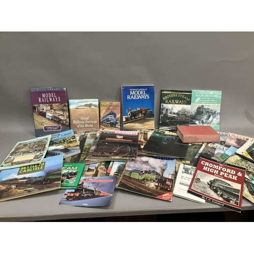 104 - A collection of railway reference books, guides and pamphlets, along with a consecutive collection o... 