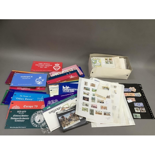 177 - Collection of World Stamps together with Isle of Man Presentation Packs and FDC, collection of EIIR ... 