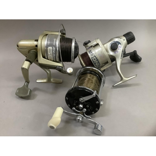 262 - Three Saltwater fishing reels to include Quantum Blue Runner, Stinger ZL50 and one other unnamed (3)