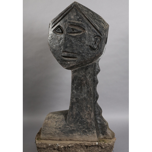 9 - ARR Helen Sinclair (b 1954), Bronze Head, garden sculpture, VII/XII, monogram to base, 57cm x 103cm ... 