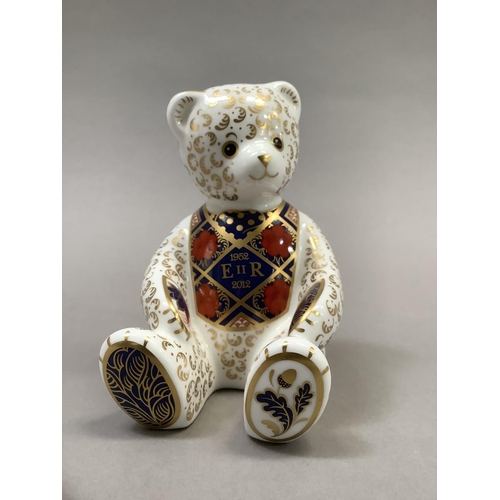 10 - A Royal Crown Derby Diamond Jubilee teddy bear limited edition of 750 for Goviers of Sidmouth, gold ... 