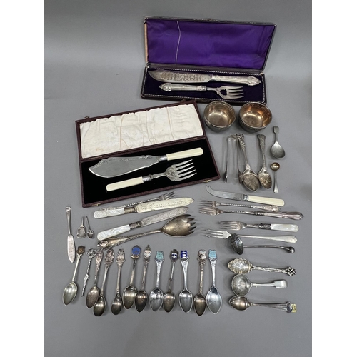 374 - A small collection of late 19th and early 20th Century silver plated cutlery including two boxed set... 