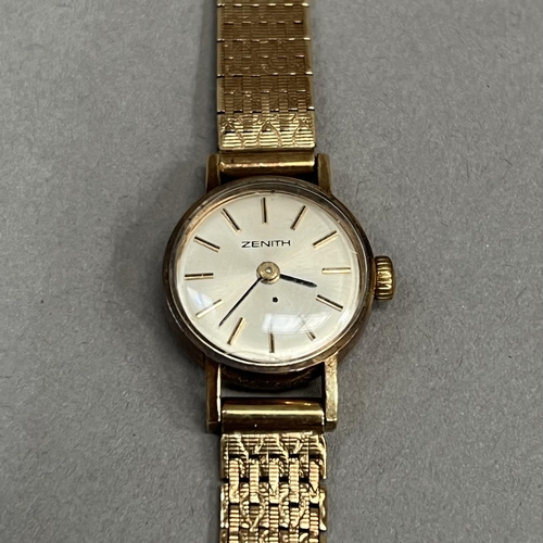 436 - A Zenith lady’s manual wrist watch, c1978, in 9ct gold case no. 37635 1779/1, signed, 17 jewelled le... 