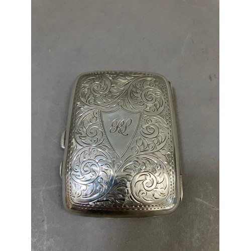 368 - A George V silver cigarette case, Birmingham 1916 for Joseph Gloster, rectangular with rounded corne... 