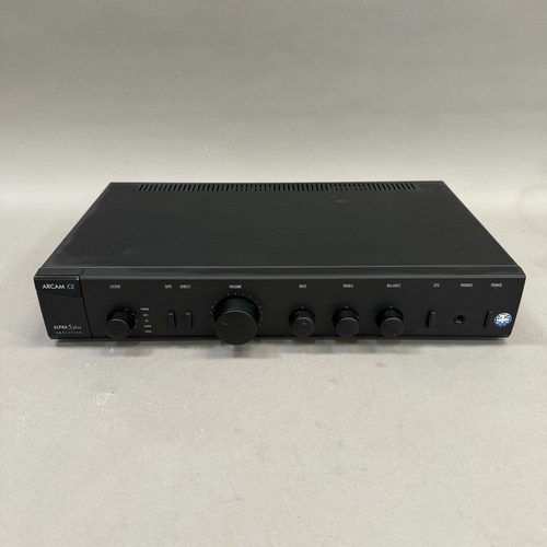 301 - An Arcam Alpha 5+ amplifier