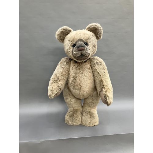 179 - A very large teddy bear by Charlie Bears with pale blonde plush and black eyes, swivel head and join... 