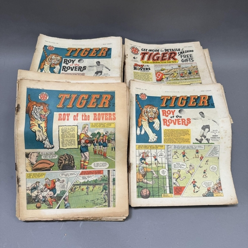 61 - A collection 135 early Tiger comics, October 24th 1959 to December 30th 1961, featuring Bobby Charlt... 