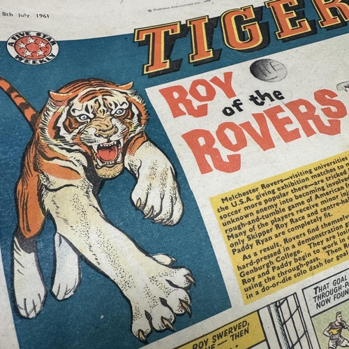 61 - A collection 135 early Tiger comics, October 24th 1959 to December 30th 1961, featuring Bobby Charlt... 