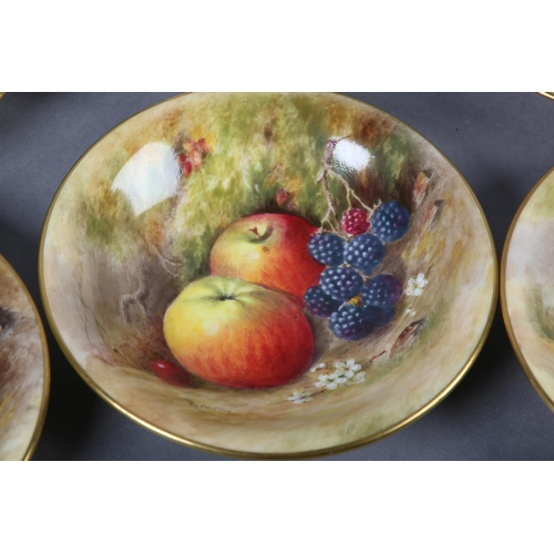 247 - A SET OF SIX ROYAL WORCESTER PORCELAIN SAUCER DISHES BY WILLIAM RICKETTS, of circular form, painted ... 