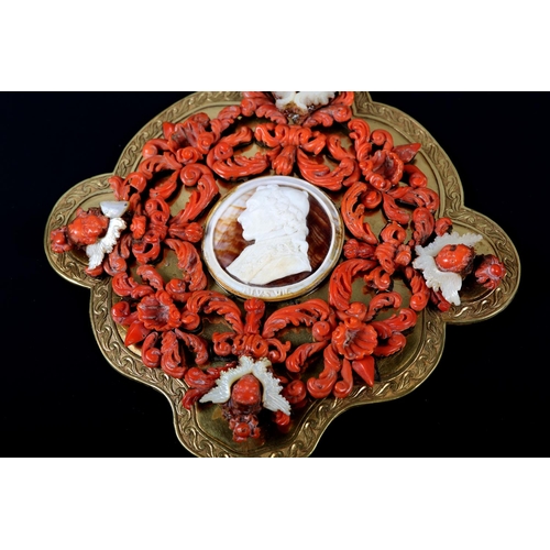 293 - A TRAPANI CORAL DEVOTIONAL PLAQUE, Sicily late 18th century to early 19th century, centred with a sh... 