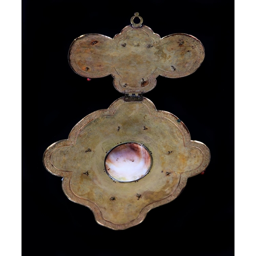 293 - A TRAPANI CORAL DEVOTIONAL PLAQUE, Sicily late 18th century to early 19th century, centred with a sh... 