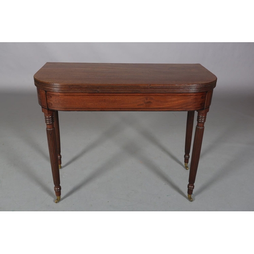 480 - A REGENCY MAHOGANY TEA TABLE, having a rectangular fold-over top with rounded corners, ebony line in... 