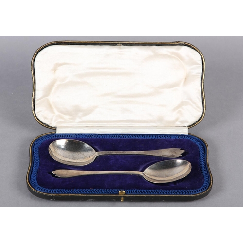 328 - A PAIR OF GEORGE V SILVER SERVING SPOONS, London 1922 for Josiah Williams & Co (David Landsborough F... 