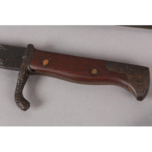 168 - A BRITISH 1853 PATTERN SOCKET BAYONET with 44cm triangular fullered blade, muzzle ring stamped V GRK... 