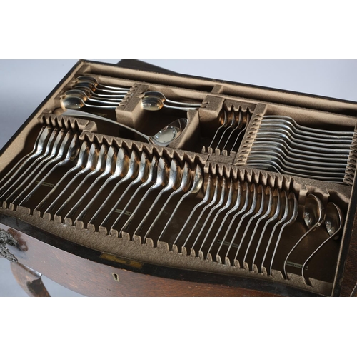 306 - AN EDWARD VII TABLE CANTEEN OF SILVER CUTLERY, Sheffield 1936 for Cooper Brothers and Sons, Hanoveri... 