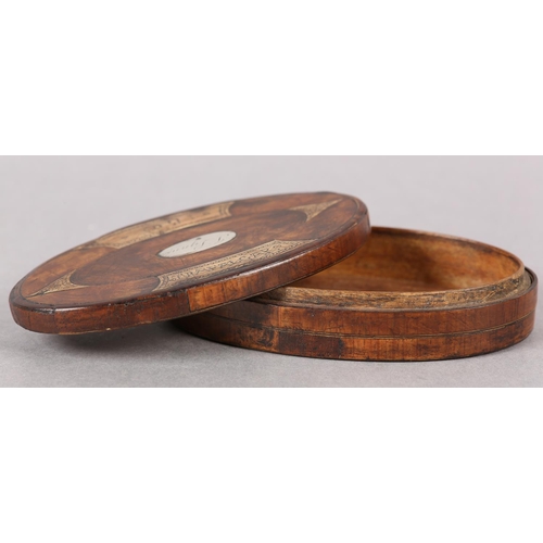 206 - AN EARLY 19TH CENTURY WALNUT, BIRDS EYE MAPLE AND ROSEWOOD BANDED SNUFF BOX, oval, the cover inset w... 