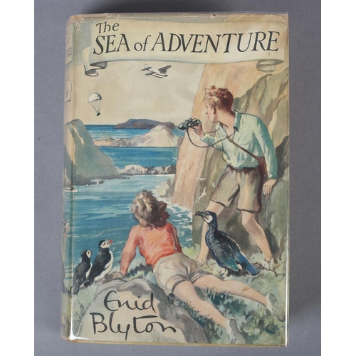 190 - BLYTON ENID, THE SEA OF ADVENTURE, 1st ed. 1948, black and white pict. frontispiece and title page, ... 