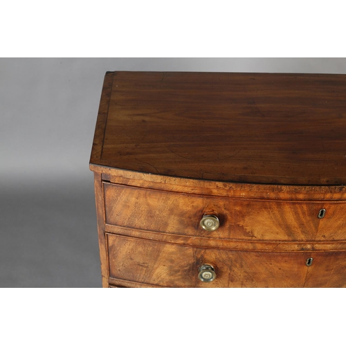 484 - AN EARLY 19TH CENTURY MAHOGANY BOW FRONTED CHEST OF FOUR GRADUATED DRAWERS, boxwood stringing, gilt ... 