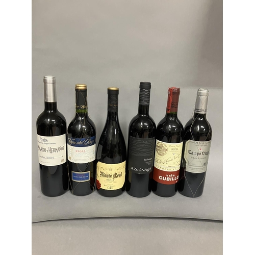 63 - MIXED LOT SPAIN - RIOJA; NAVARRA. 6 BOTTLES
LOPEZ DE HEREDIA Rioja VINA CUBILLA CRIANZA 2000. 1 Bott... 