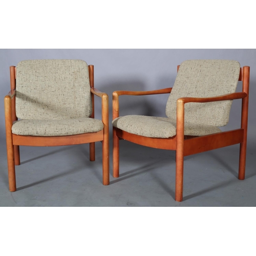 44 - A pair of Ercol '773' armchairs, c1990, upholstered in oatmeal cloth, on rounded legs