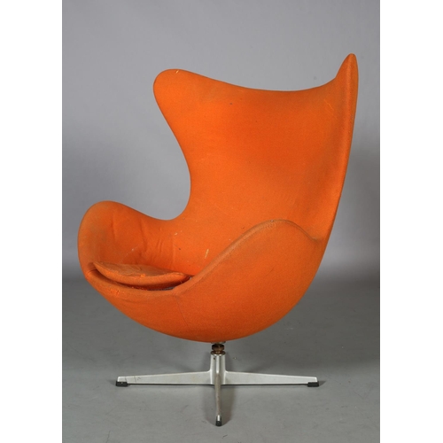 77 - Arne Jacobsen for Fritz Hansen, originally designed 1958, An Egg swivel lounge chair, model 3316, up...