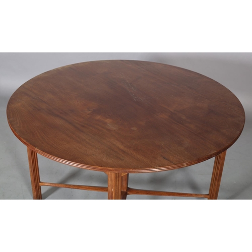 4 - Gordon Russell (1892-1980), A mahogany table design no386, originally designed in 1925, circular wit... 