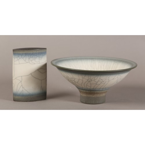 7 - David James White (1934-2011), porcelain pedestal bowl of crackle glaze and spray-on glaze, impresse... 