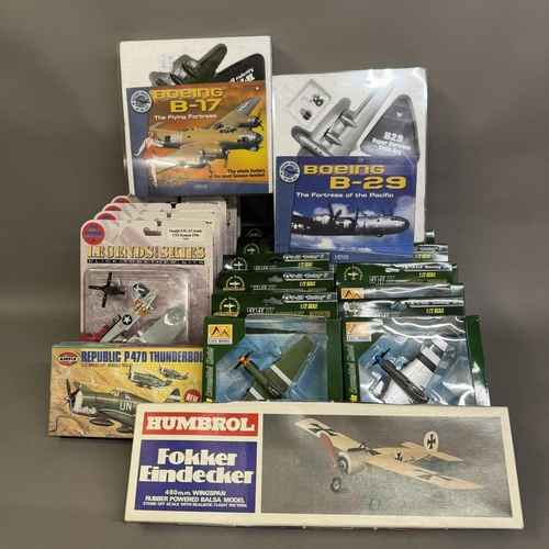 474 - A collection of assembled and self-assembly die cast WWII aircraft models including Easy Model Musta... 