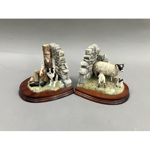 37 - A pair of Border Fine Arts figure group bookends, '10 O' Clock Break' on wooden plinths